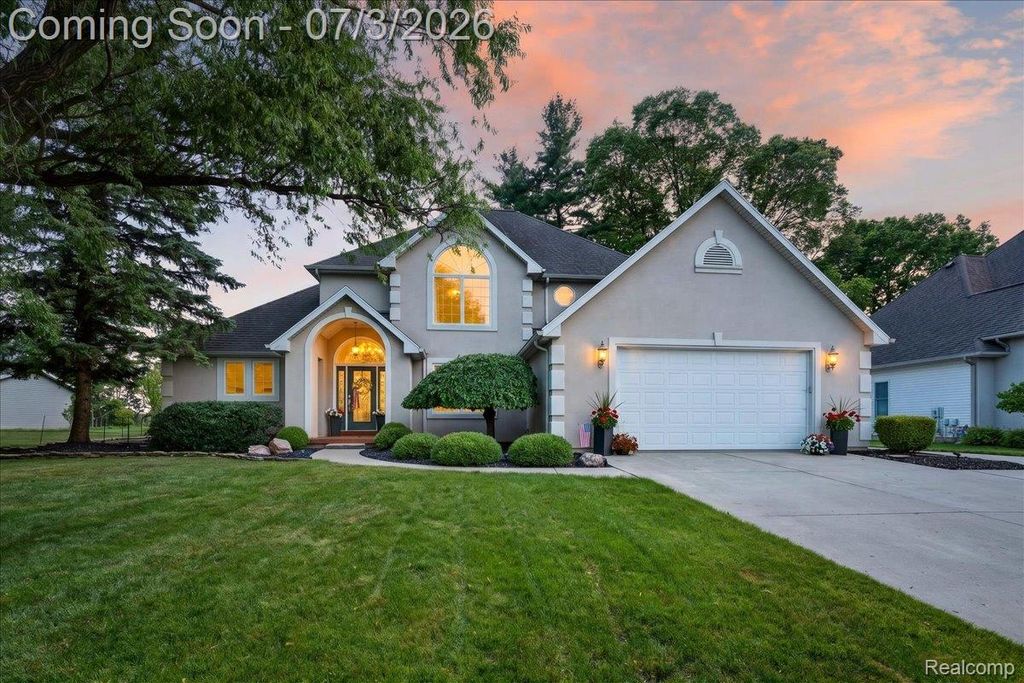150 River Park Place, Dundee Village, MI 48131