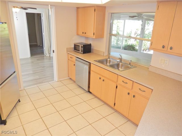 229 SE 46th LN, Cape Coral, FL 33904