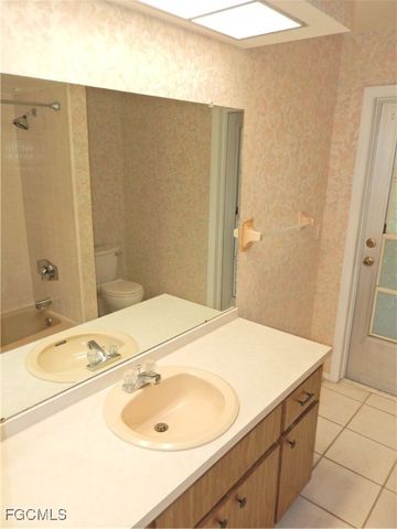 229 SE 46th LN, Cape Coral, FL 33904