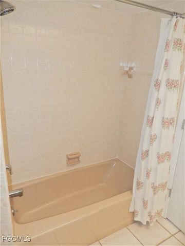 229 SE 46th LN, Cape Coral, FL 33904