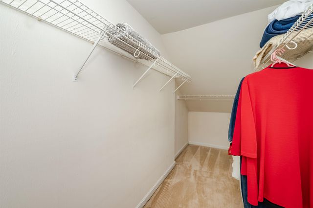 8 Coles Way, Atkinson, NH 03811