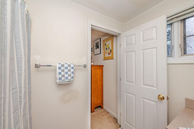 8 Coles Way, Atkinson, NH 03811