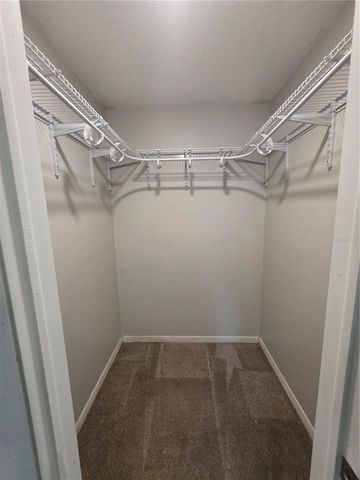 2932 E AHERN DRIVE, Orlando, FL 32817