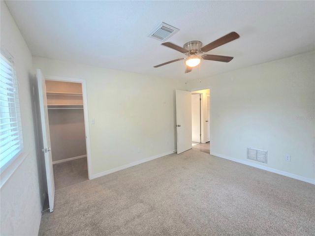 2932 E AHERN DRIVE, Orlando, FL 32817