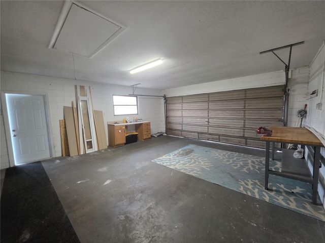 2932 E AHERN DRIVE, Orlando, FL 32817