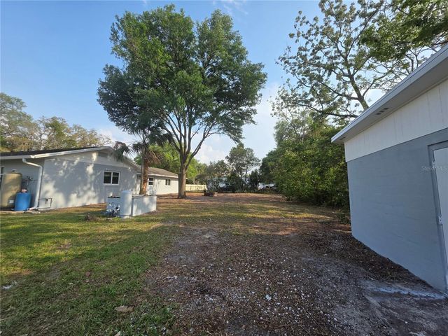 2932 E AHERN DRIVE, Orlando, FL 32817