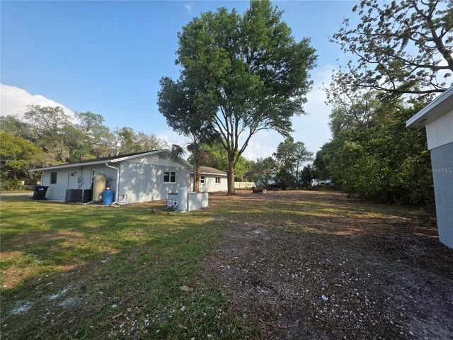 2932 E AHERN DRIVE, Orlando, FL 32817