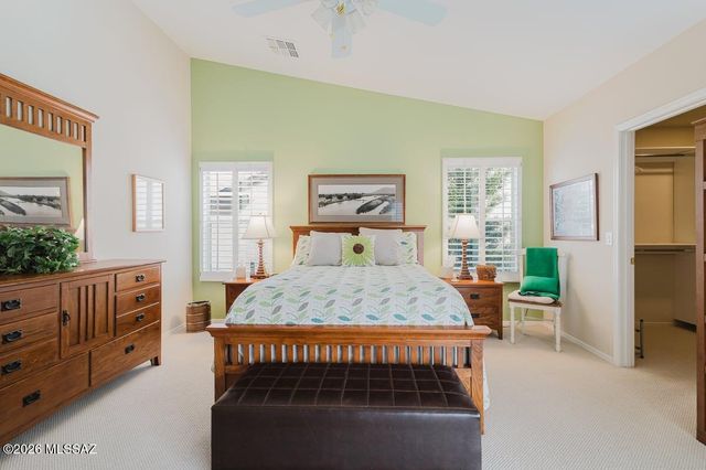 1020 N Rams Head Road, Green Valley, AZ 85614