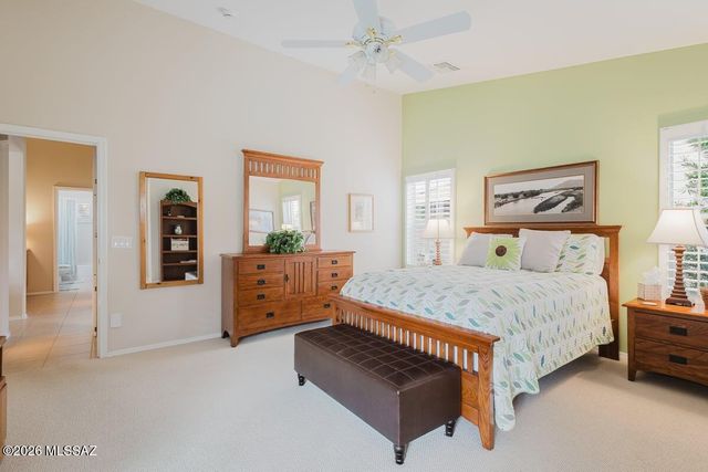 1020 N Rams Head Road, Green Valley, AZ 85614