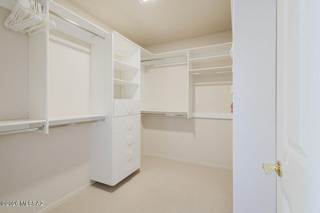 1020 N Rams Head Road, Green Valley, AZ 85614