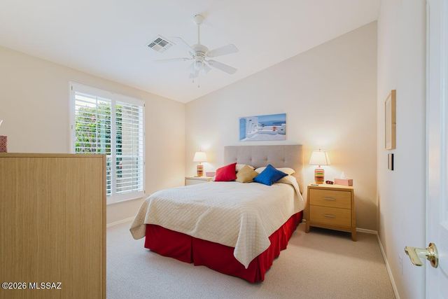 1020 N Rams Head Road, Green Valley, AZ 85614