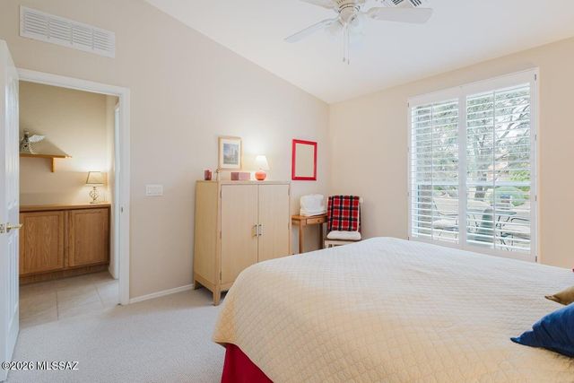 1020 N Rams Head Road, Green Valley, AZ 85614