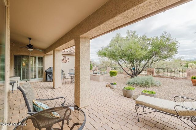 1020 N Rams Head Road, Green Valley, AZ 85614