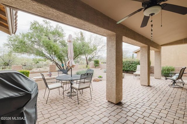 1020 N Rams Head Road, Green Valley, AZ 85614