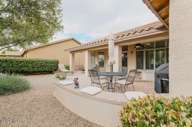 1020 N Rams Head Road, Green Valley, AZ 85614