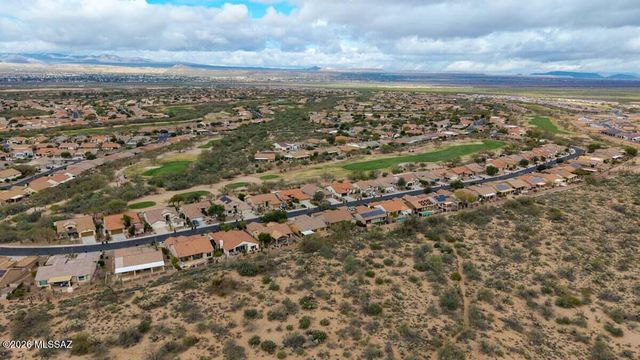 1020 N Rams Head Road, Green Valley, AZ 85614