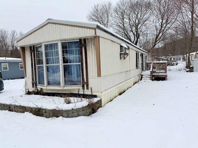 56 Daniels Drive, Enfield, NH 03748