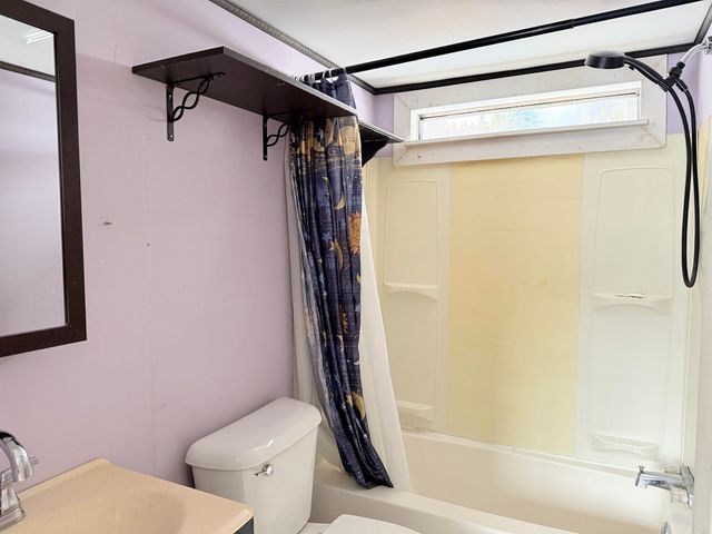 56 Daniels Drive, Enfield, NH 03748