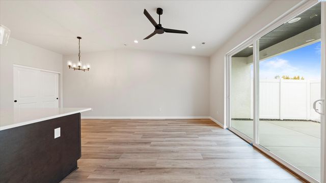 1322 Kalani Ct, West Richland, WA 99353