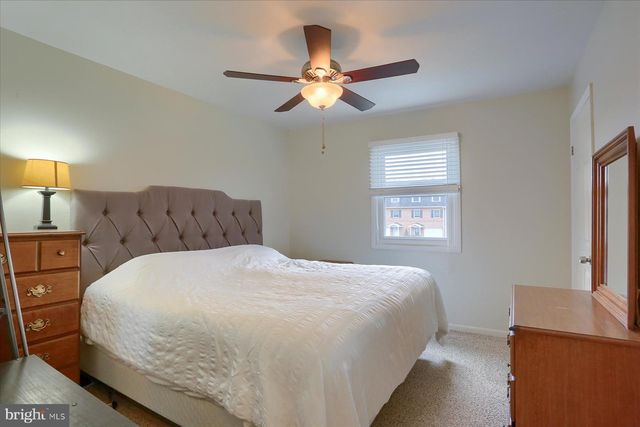 1715 ENGLISH DR, Mechanicsburg, PA 17055