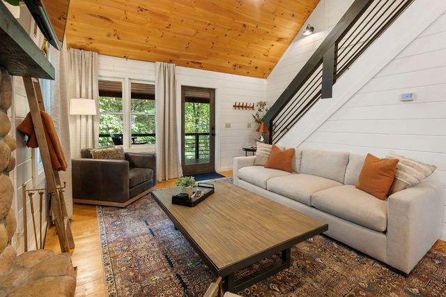 120 Brookhaven Trail, Blue Ridge, GA 30513