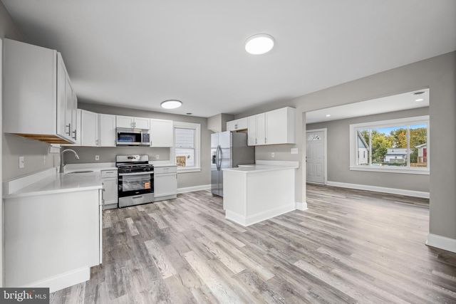 4502 PARKMONT AVE, Baltimore, MD 21206