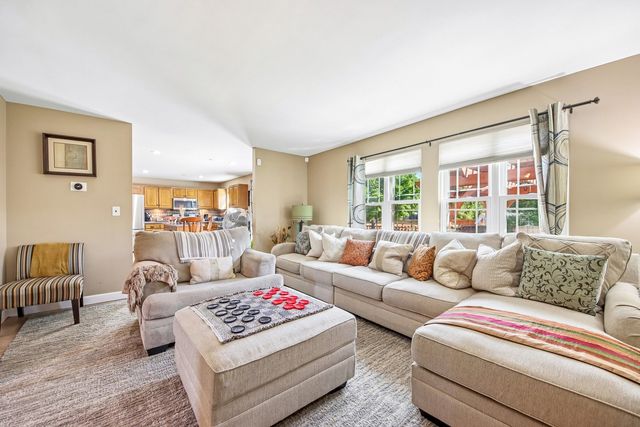 1708 Sunshine Lane, Zion, IL 60099
