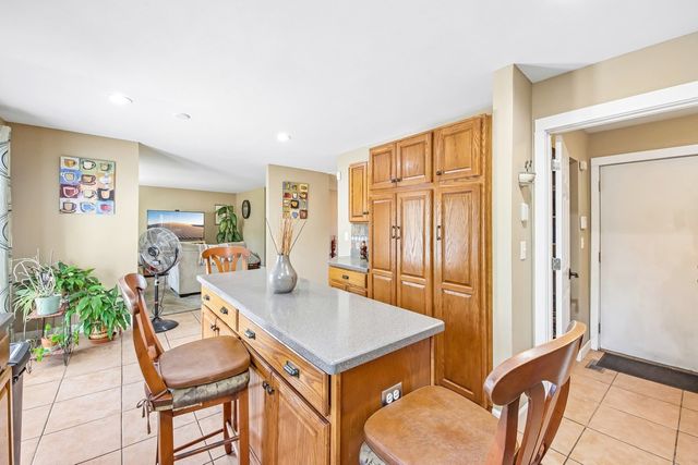 1708 Sunshine Lane, Zion, IL 60099