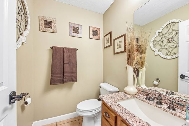 1708 Sunshine Lane, Zion, IL 60099