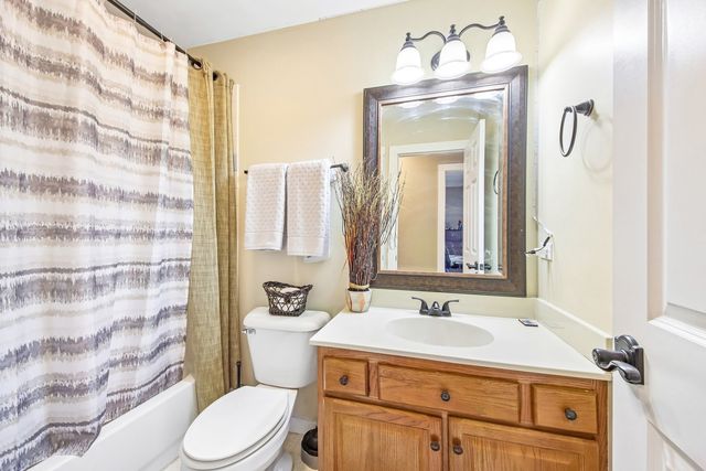 1708 Sunshine Lane, Zion, IL 60099