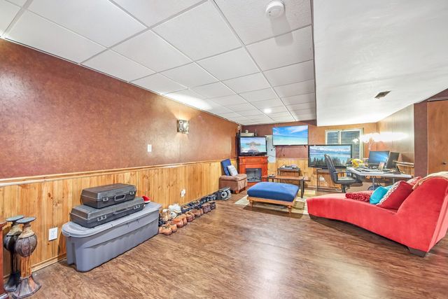 1708 Sunshine Lane, Zion, IL 60099
