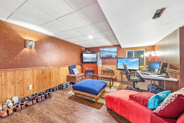 1708 Sunshine Lane, Zion, IL 60099