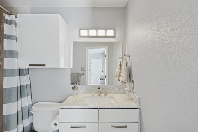 2722 Knight Street 232A, Dallas, TX 75219