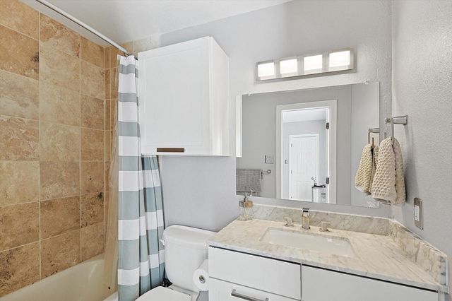 2722 Knight Street 232A, Dallas, TX 75219