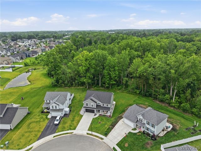 13 Canalview Terrace, Amherst, NY 14228