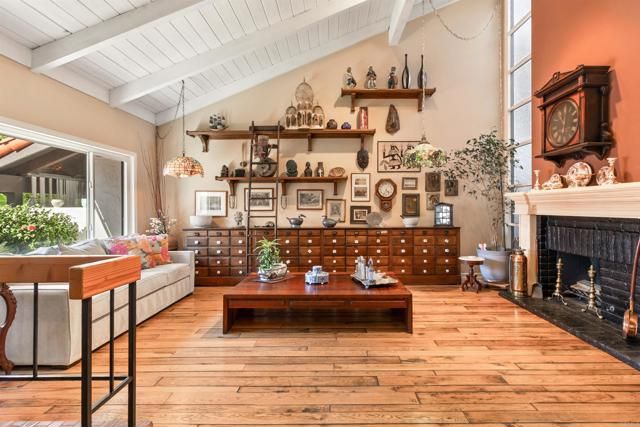 1377 Camino Teresa, Solana Beach, CA 92075