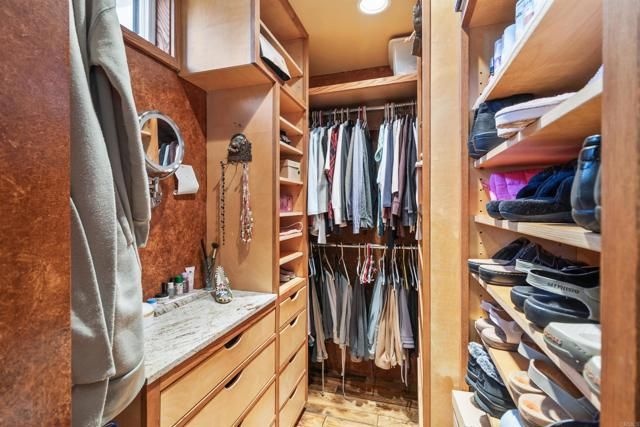 1377 Camino Teresa, Solana Beach, CA 92075