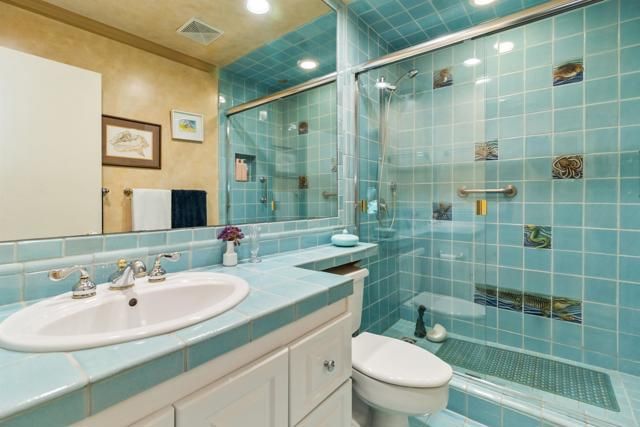 1377 Camino Teresa, Solana Beach, CA 92075