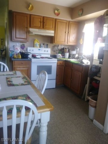 1073 San Remo AVE, Naples, FL 34104