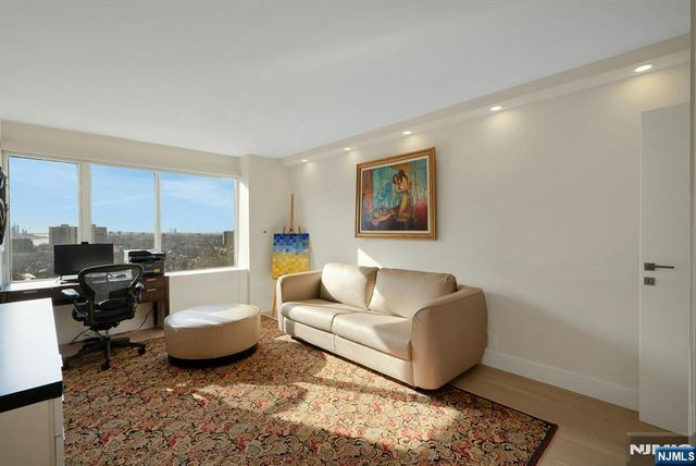 6 Horizon Road 2602, Fort Lee, NJ 07024