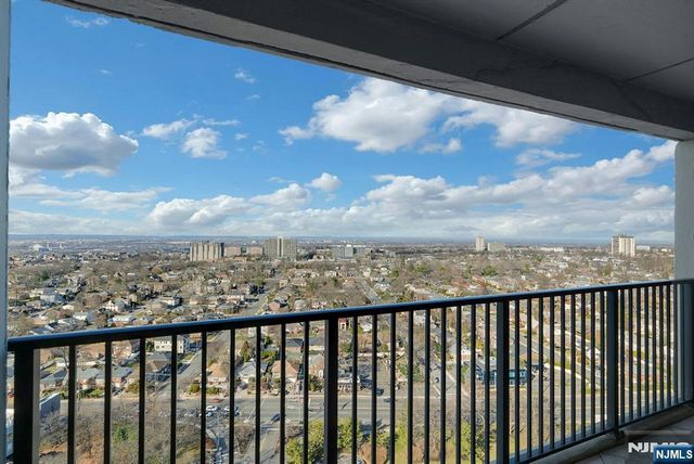 6 Horizon Road 2602, Fort Lee, NJ 07024