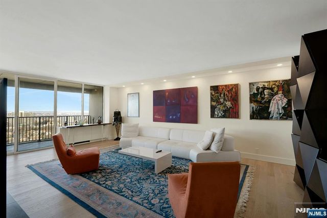 6 Horizon Road 2602, Fort Lee, NJ 07024