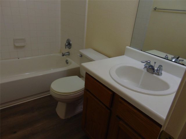 1000 Kenneys WAY, Round Rock, TX 78665