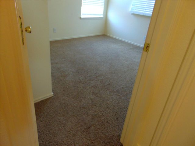 1000 Kenneys WAY, Round Rock, TX 78665