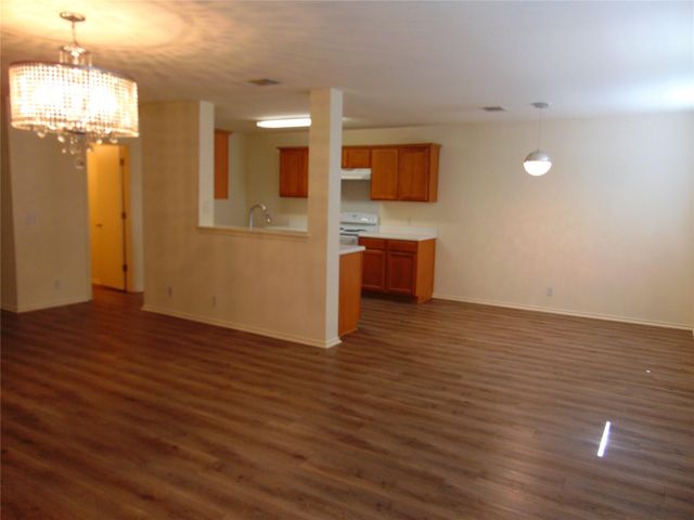 1000 Kenneys WAY, Round Rock, TX 78665