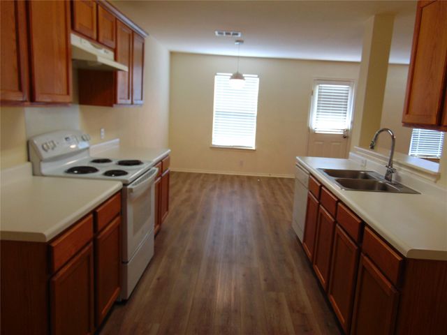 1000 Kenneys WAY, Round Rock, TX 78665