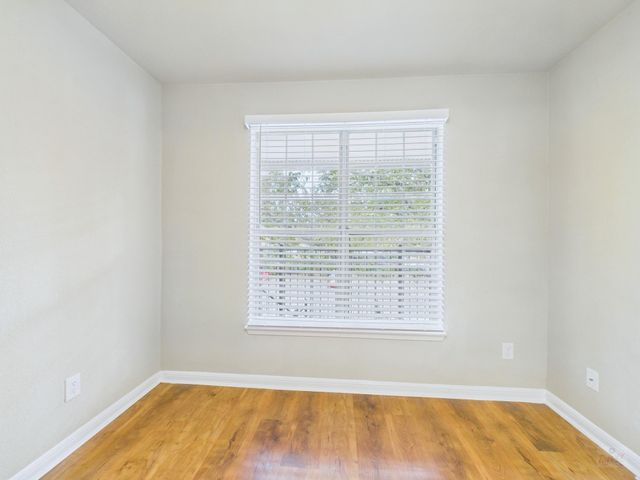 7685 Northcross DR 1024, Austin, TX 78757