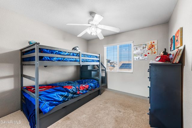 3025 Summer Breeze Avenue, Rosamond, CA 93560