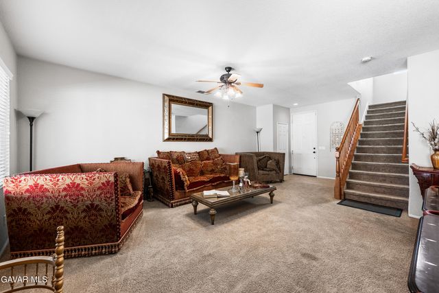 3025 Summer Breeze Avenue, Rosamond, CA 93560