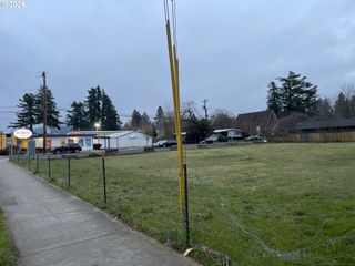 Se 170th and DIVISION St, Portland, OR 97236